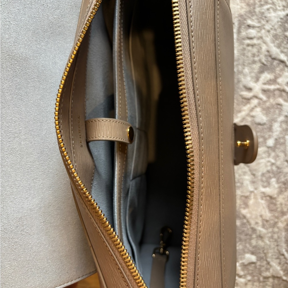 NEW SENREVE MAESTRA BAG - LARGEST SIZE - Picture 2 of 5